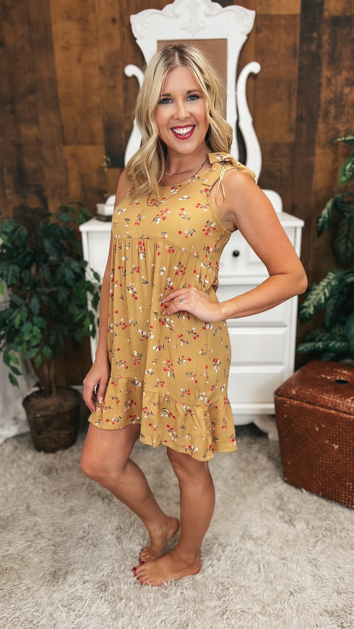 Hallie Floral Dress: Gold