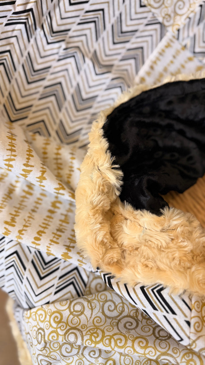Cozy Cuddle Blanket | 1