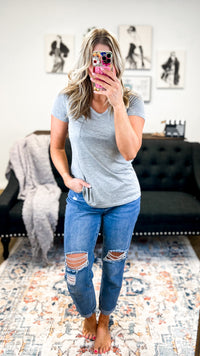 Laura Basic V-Neck Top: Grey