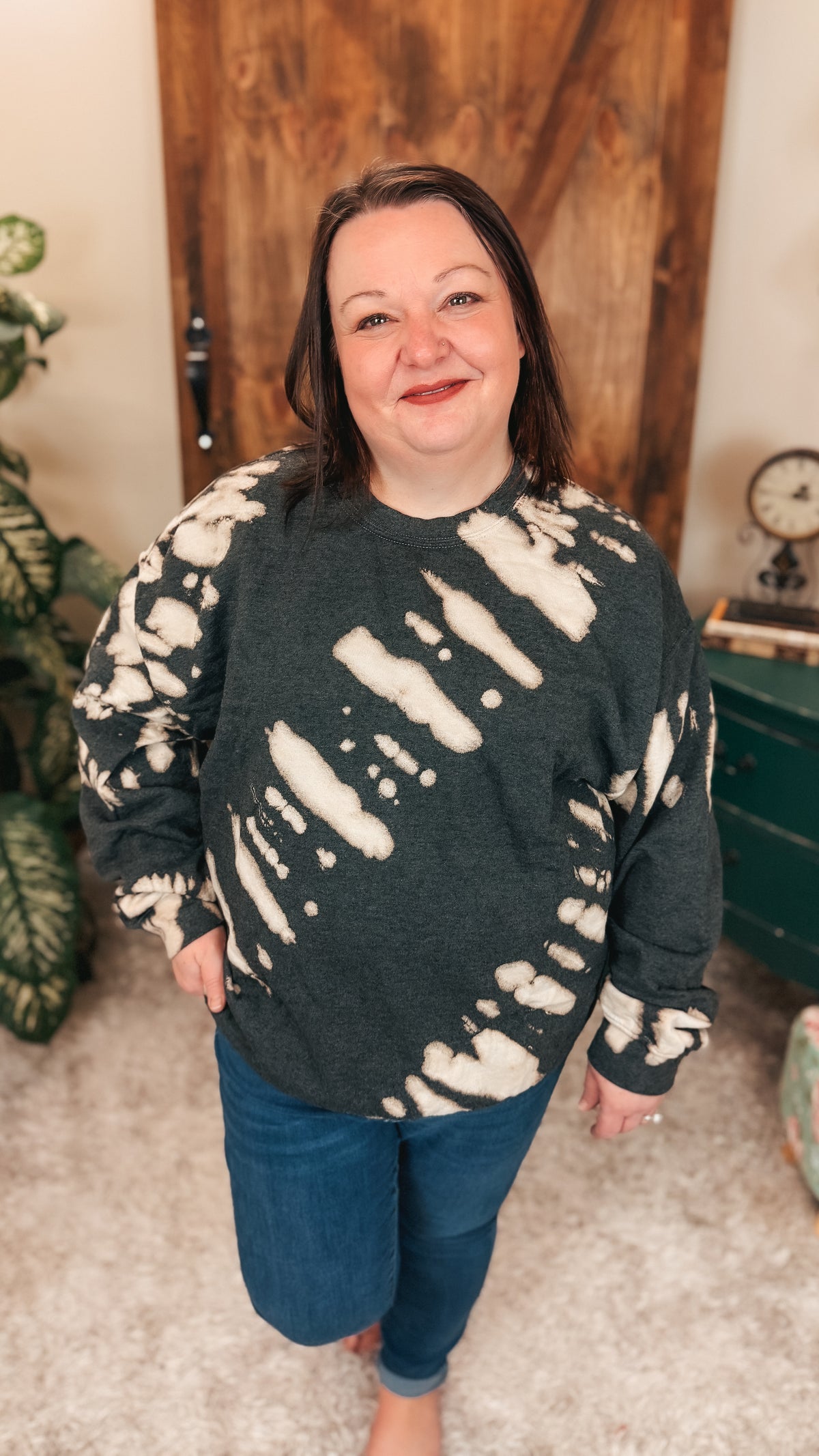 Shelley Bleached Sweatshirt