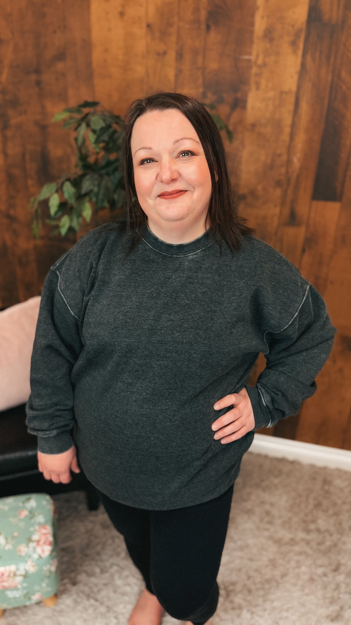 Olivia Basic Crewneck | Charcoal