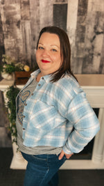 Liz Cropped Plaid Flannel Shacket: Blue