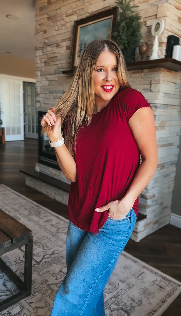 Morgan Basic Tee | Wine