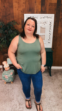 Morgan 2.0 Basic Tank Top | Olive