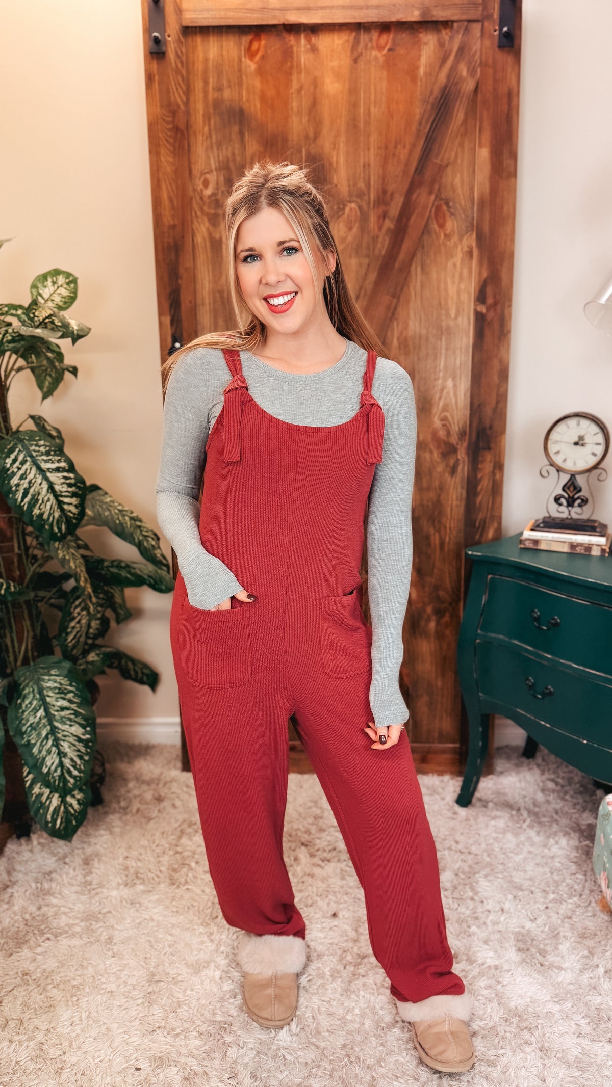 Genevieve Ribbed Knit Romper | Red Bean