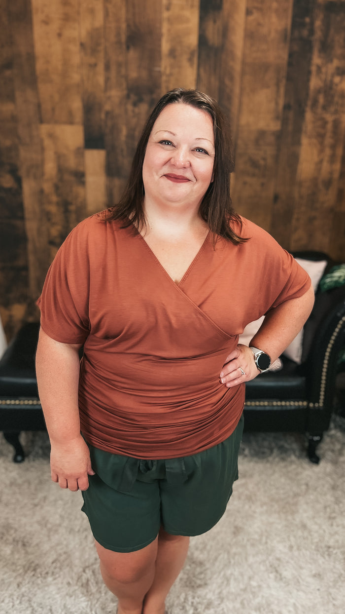 Anne-Marie | Cross Over Tee | Brown