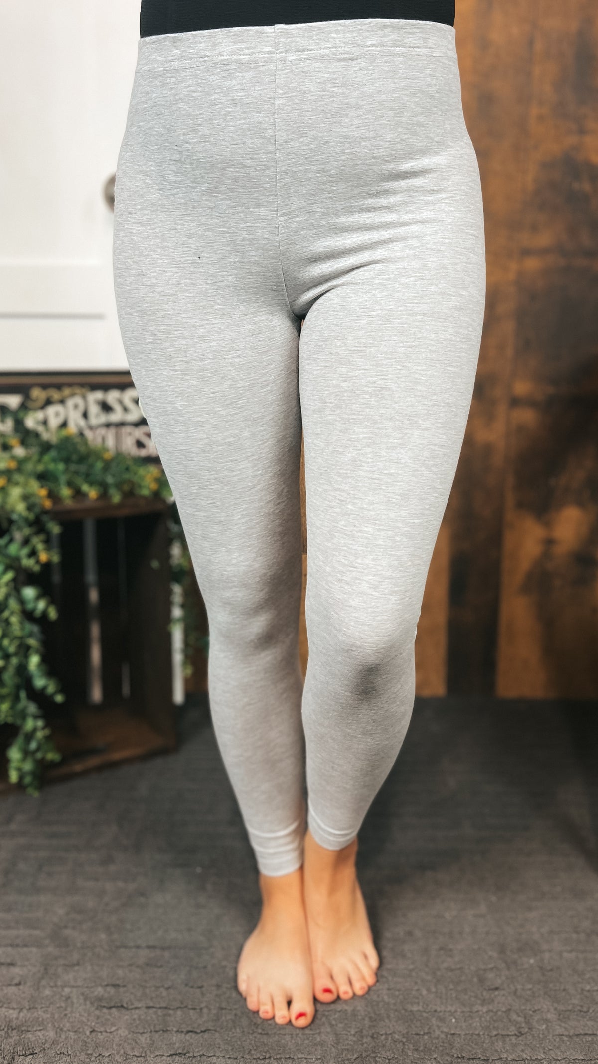 Camila Crop Leggings: Grey