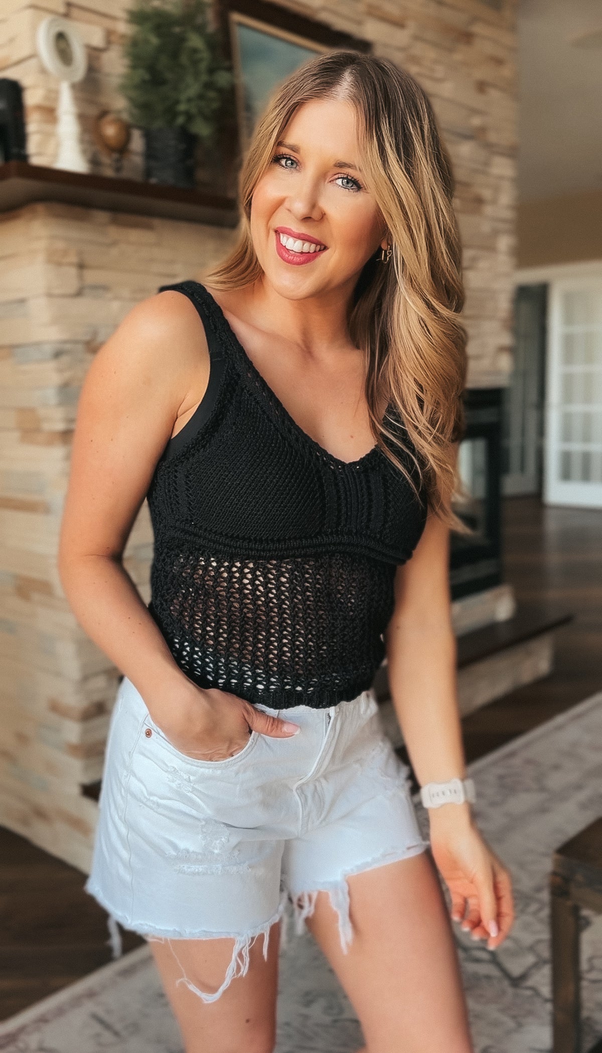 Aislynne Crochet Tank Top | Black