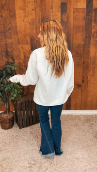 Brooklyn Basketball Crewneck | Ivory