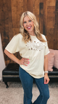 Giddy Up Cowgirl | Graphic T-Shirt