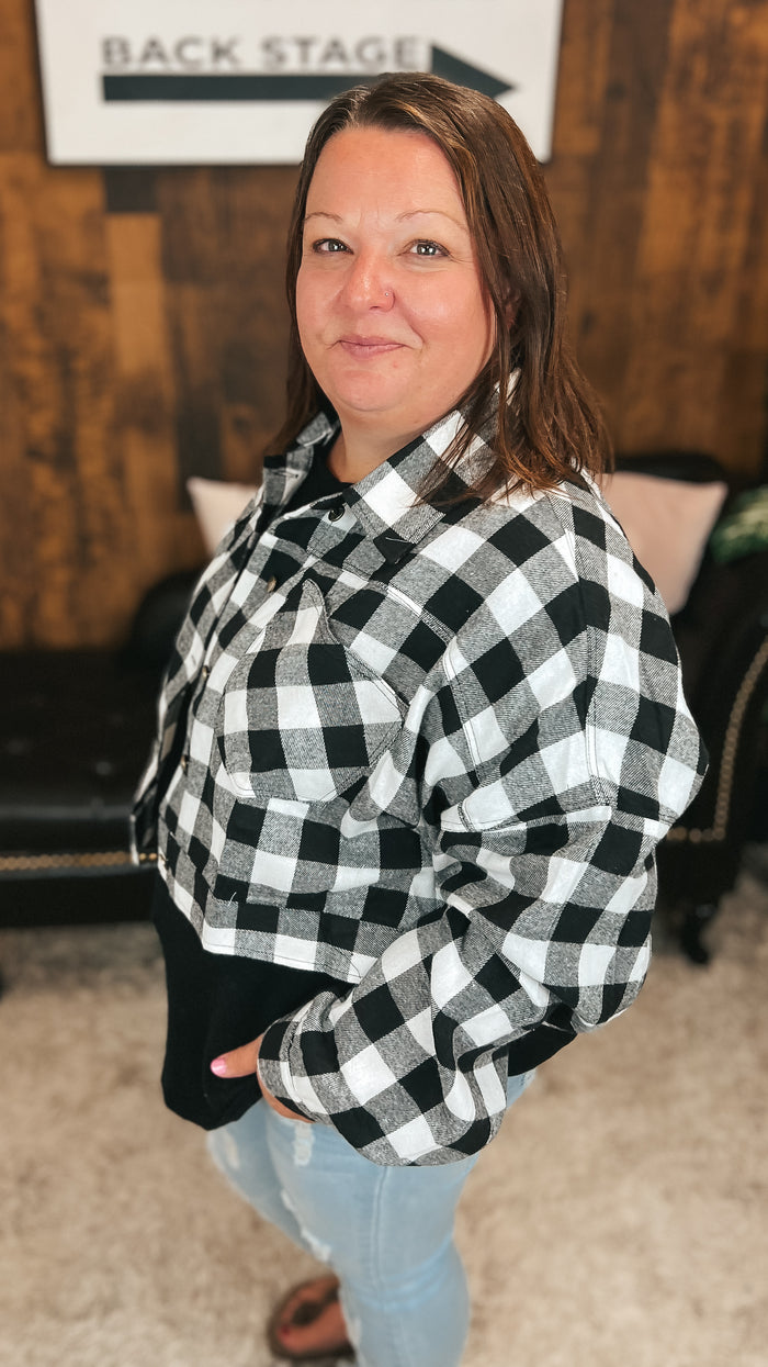 Nikita Crop Plaid Shacket | Black & White