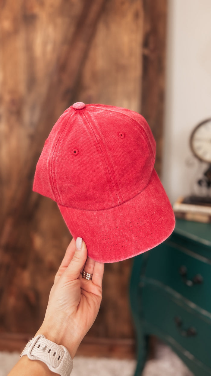 Jessie Faded Denim Baseball Hat: Red
