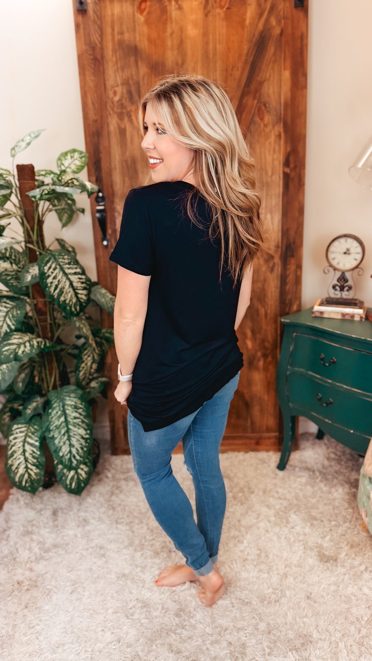 Raised On Country Graphic Tee | Black