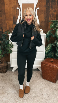 Courtney Puffer Vest: Black