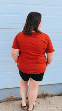 Julia Basic Tee | Rust