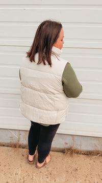 Tori Puffer Vest | Sand Beige