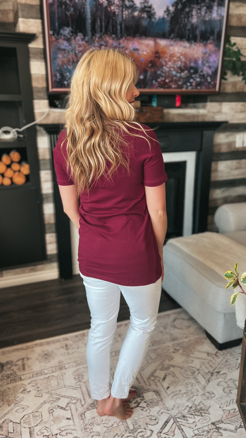 Sandy Basic Tee | Burgundy