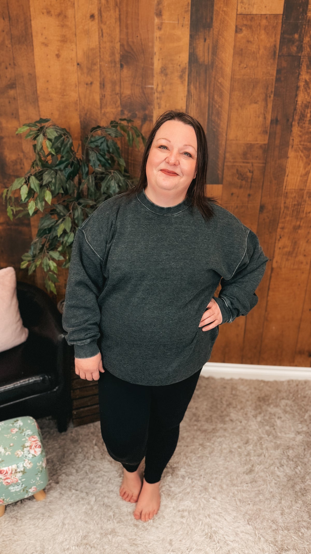 Olivia Basic Crewneck | Charcoal