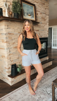 Tenille Linen Shorts | White Stripe