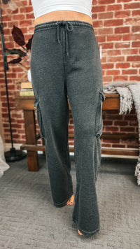 Harlow Wide Leg Cargo Jogging Pants | Charcoal