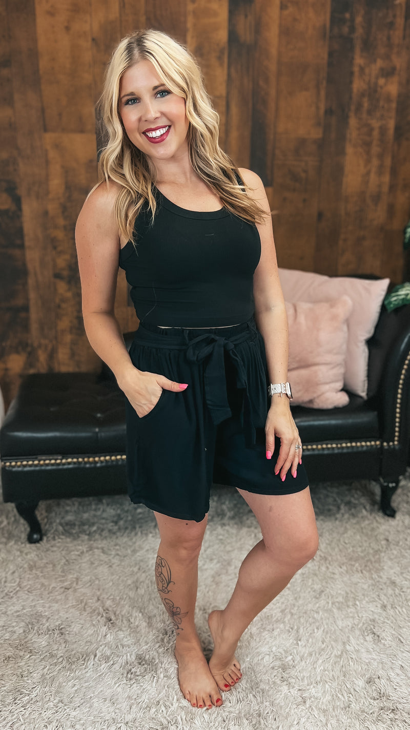 Karlee Shorts | Black