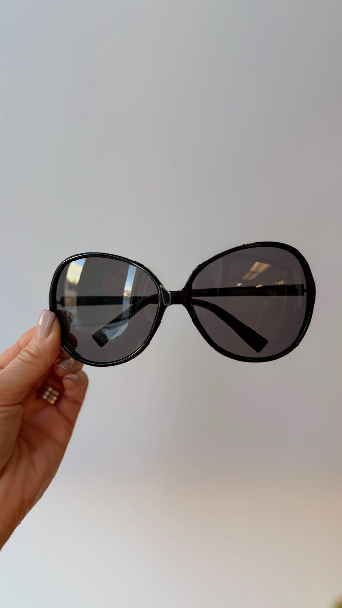 Mariah Sunnies & Case