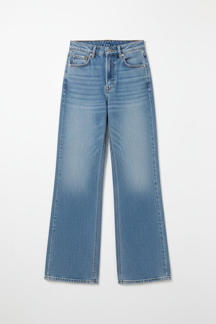 Jake Straight Leg Stretch Denim | Light Blue