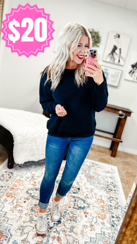 Jessie | Crewneck Sweatshirt | Black *SALE*