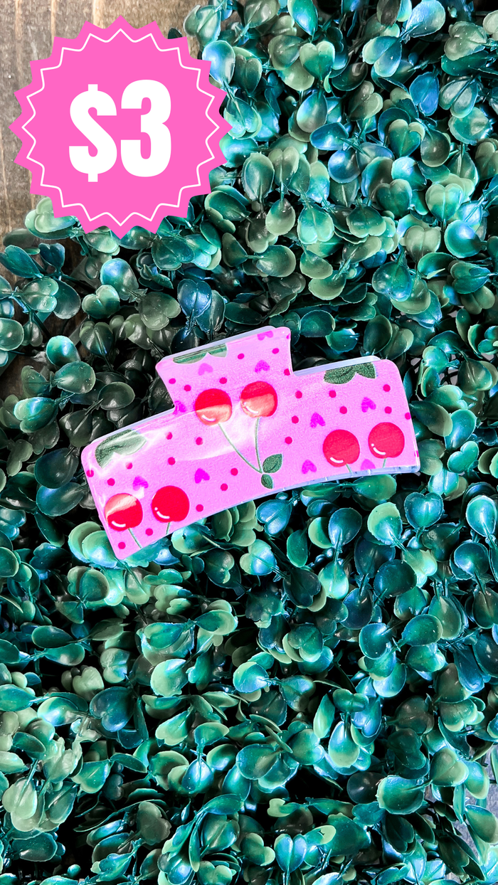 Cherry Claw Clip | Light Pink *SALE*