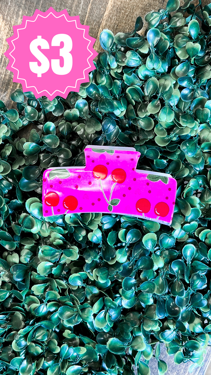 Cherry Claw Clip | Dark Pink *SALE*