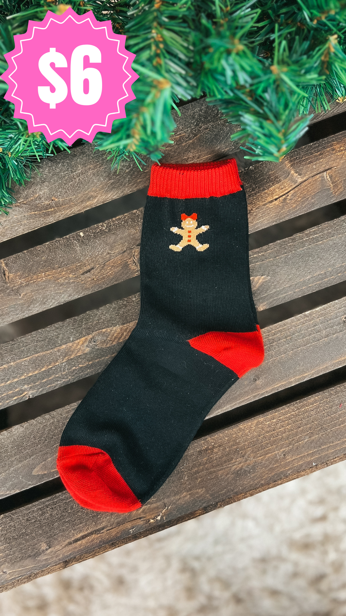 Gingerbread Ankle Socks: Black *SALE*