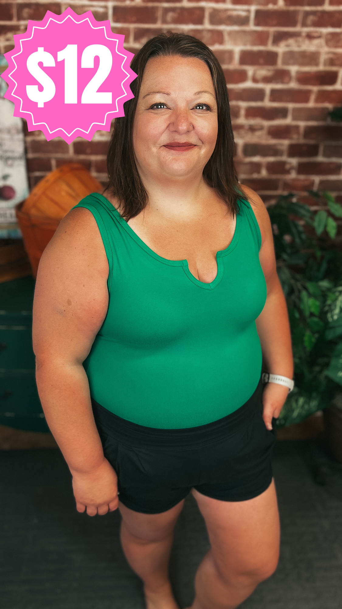 Mylie V-Neck Bodysuit | Kelly Green *SALE*