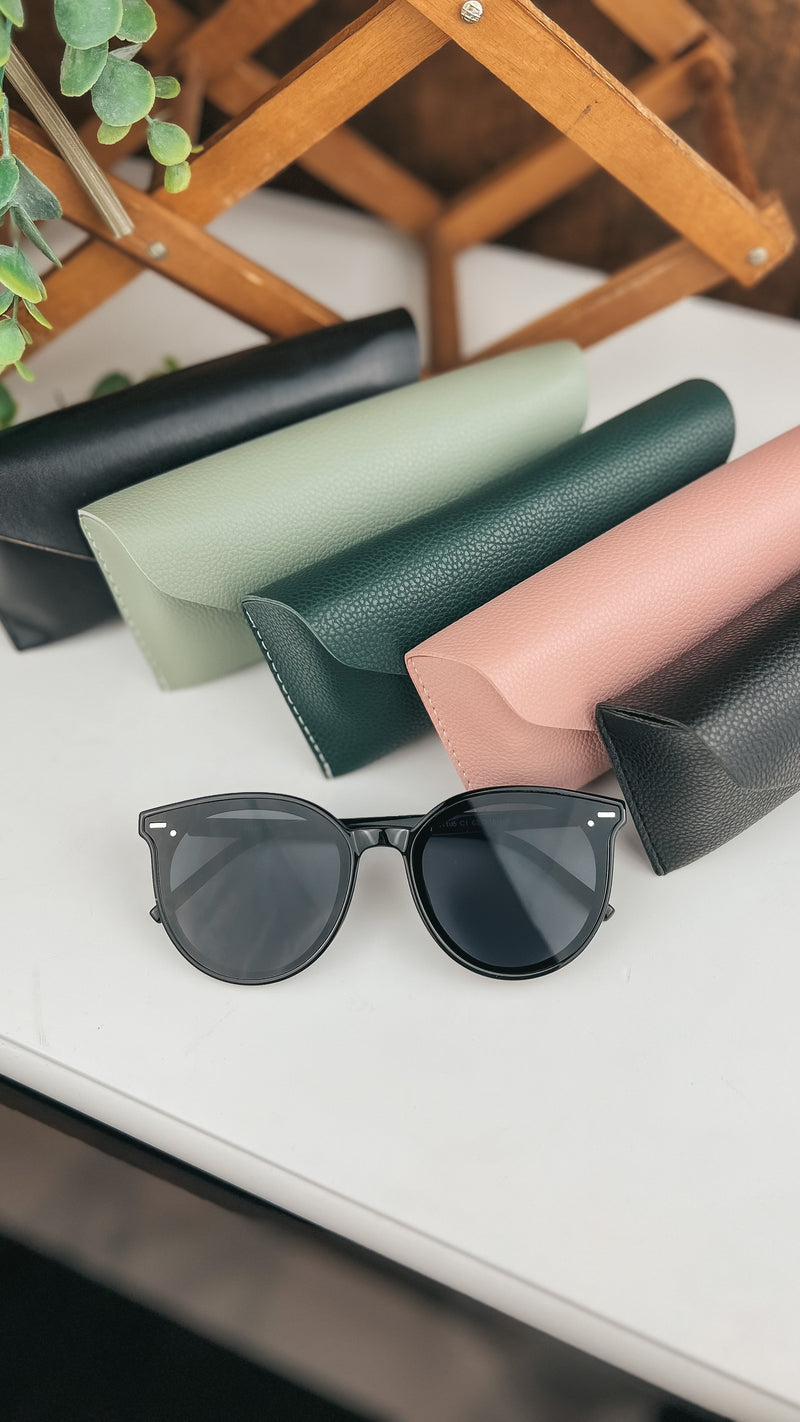 Saige Sunnies & Case