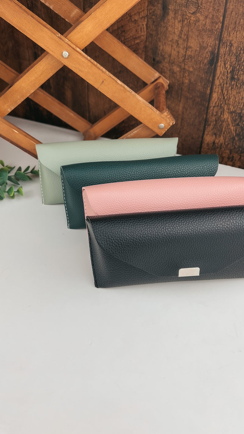 Saige Sunnies & Case