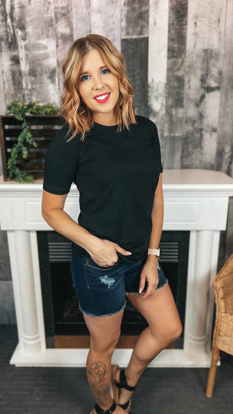 Reese Basic Tee: Black