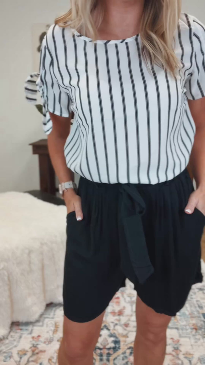 Karlee Shorts | Black