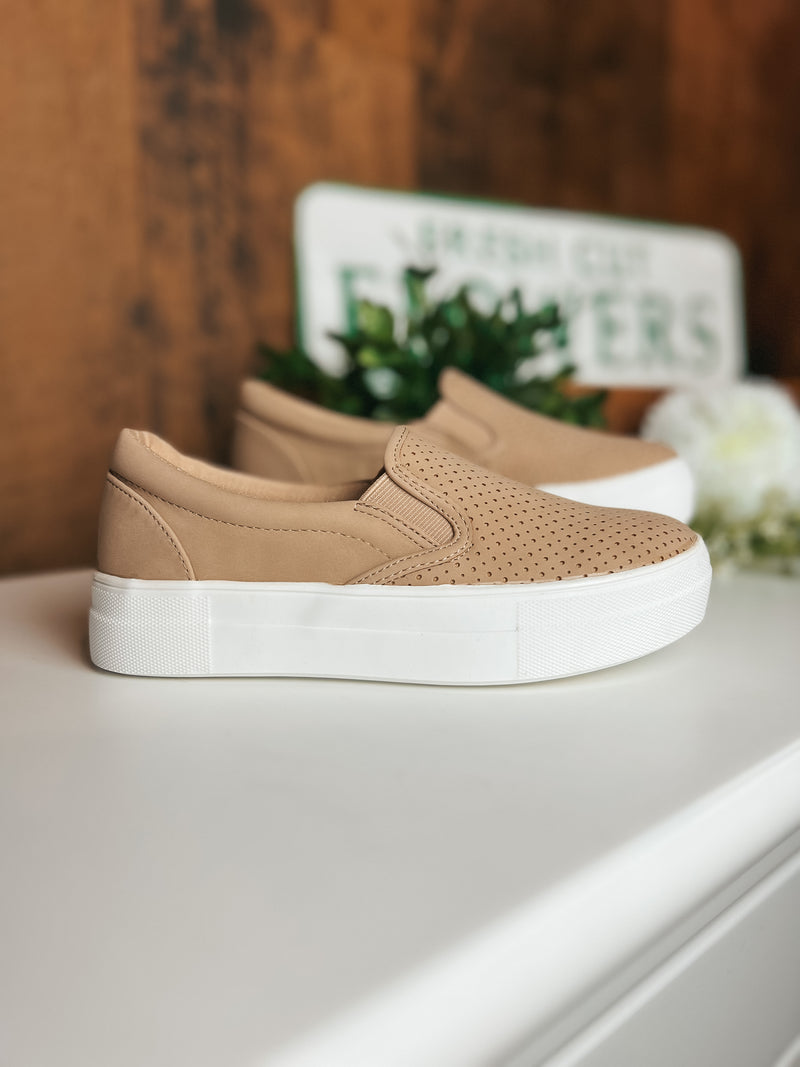 Danny Sneakers: Tan